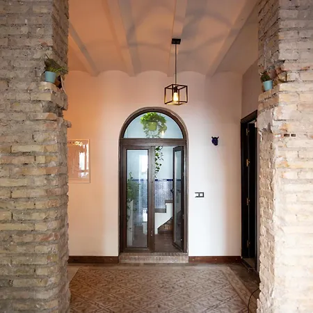 Naim Centro Guest house *
